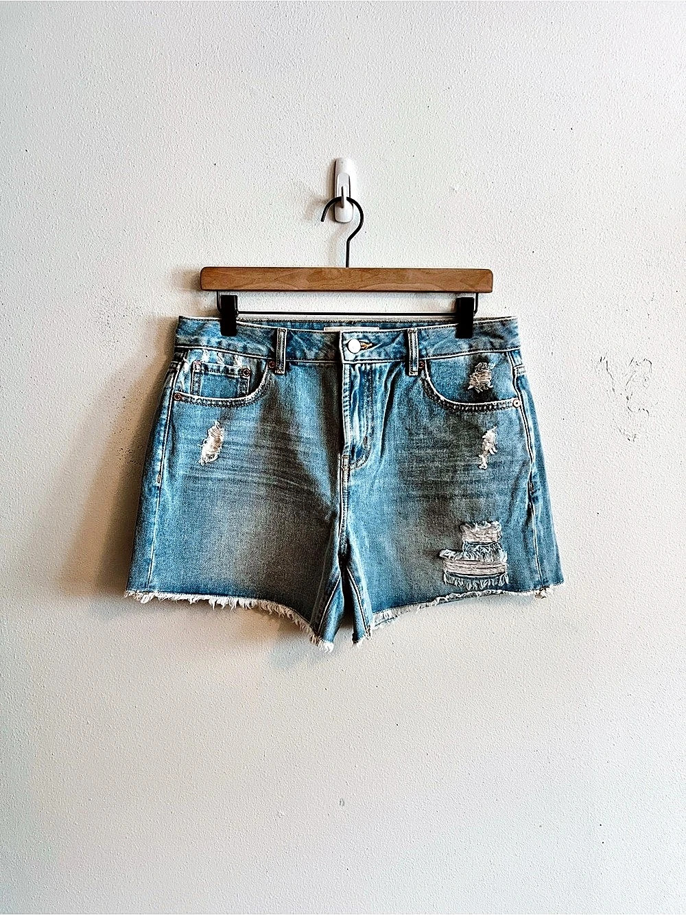 NWT Blue Thread Audrey Girlfriend Denim Jean Shorts